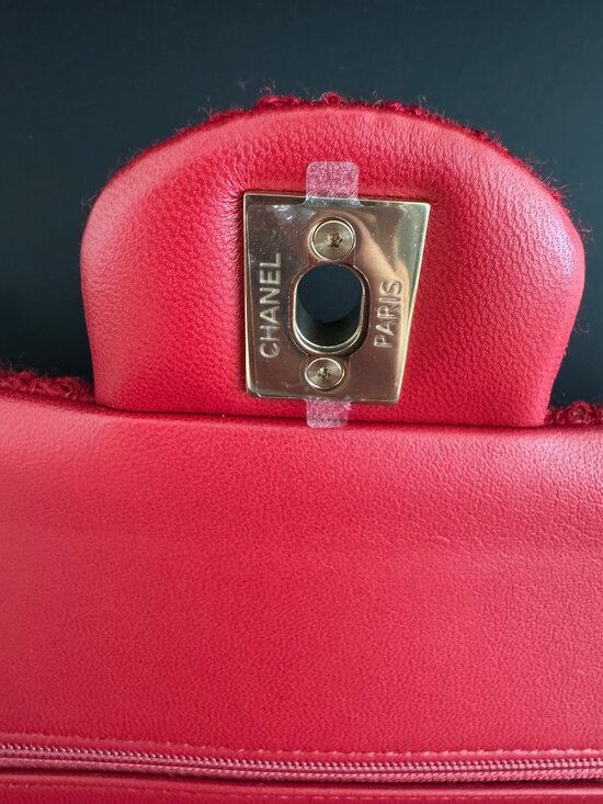 Chanel Classic 11.12 Flap Bag – Red Wool Tweed & Gold Hardware – Brand New - Picture 12 of 16